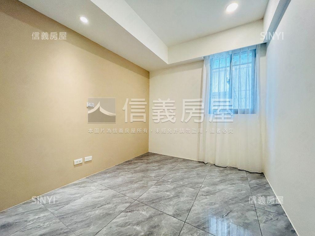 稀有仁政邊間發發３樓房屋室內格局與周邊環境