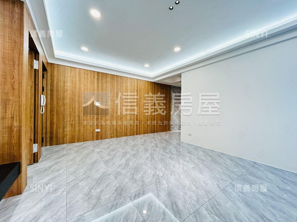 稀有仁政邊間發發３樓房屋室內格局與周邊環境