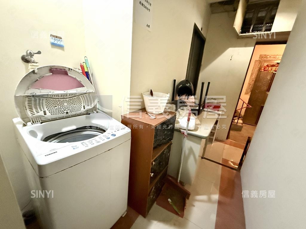 ◆近中壢夜市收租４套房房屋室內格局與周邊環境