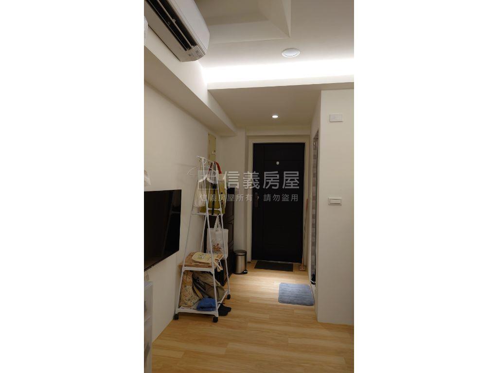 中山捷運溫馨套房房屋室內格局與周邊環境