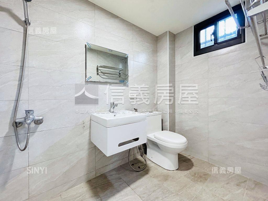 東區低總價平房裝潢透天房屋室內格局與周邊環境