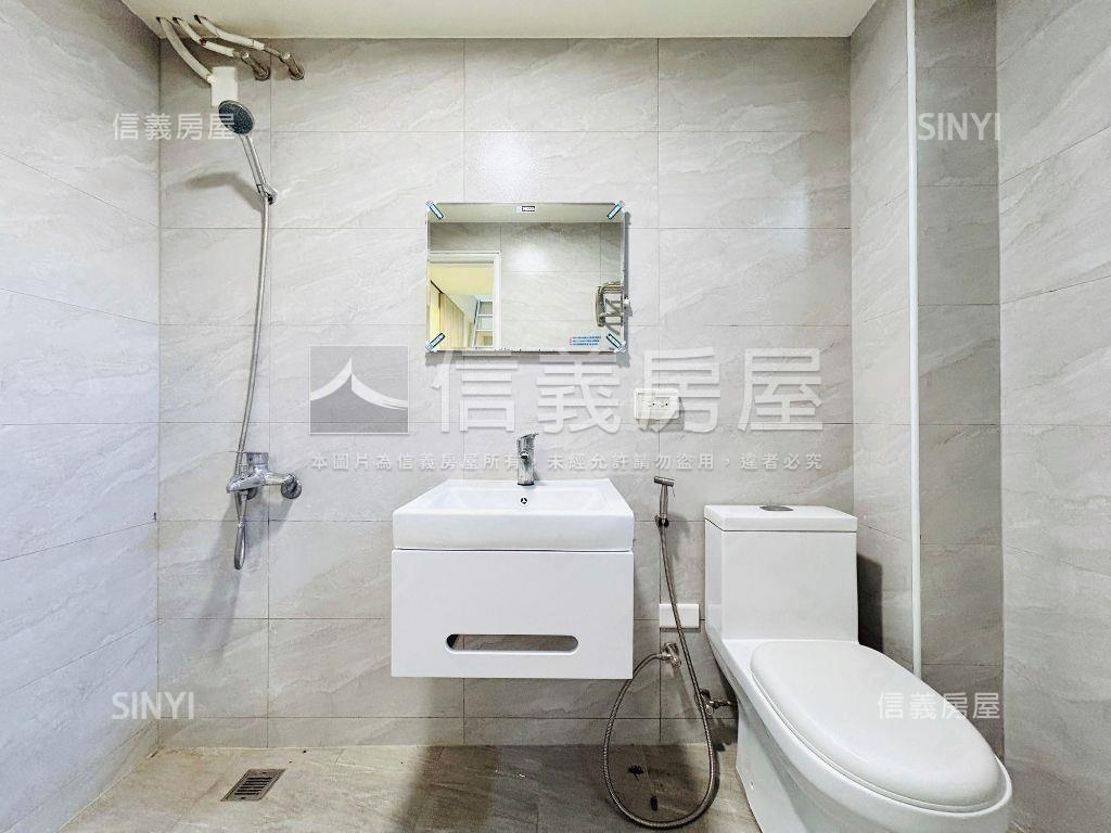 東區低總價平房裝潢透天房屋室內格局與周邊環境