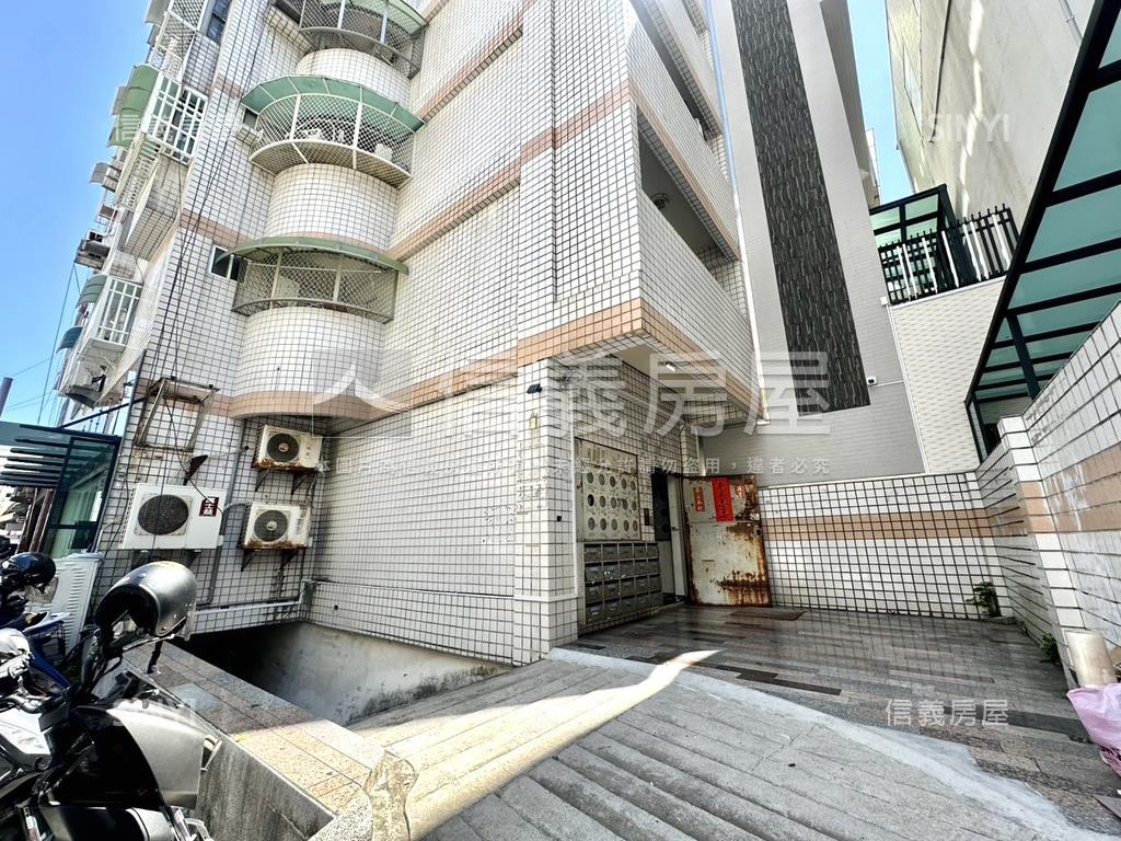 中華路整新套房Ａ房屋室內格局與周邊環境