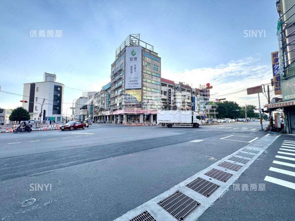 中華路整新套房Ａ房屋室內格局與周邊環境