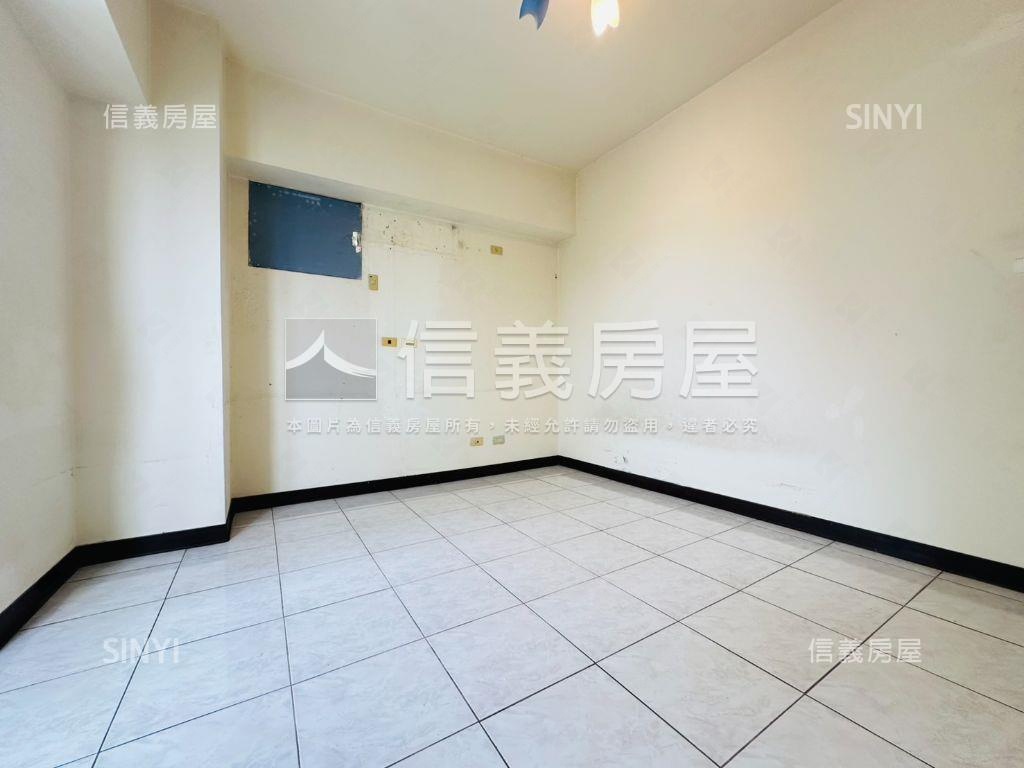 專任●精武商圈三房車位房屋室內格局與周邊環境