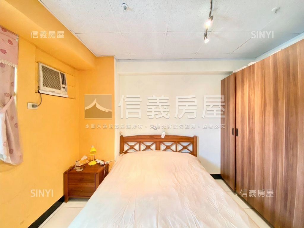 台北大學城＊次頂樓景觀戶房屋室內格局與周邊環境