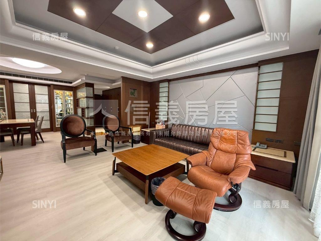 專任順天首席四房雙車位房屋室內格局與周邊環境