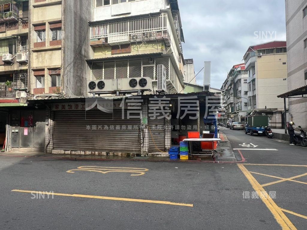 市場三角窗金店面房屋室內格局與周邊環境