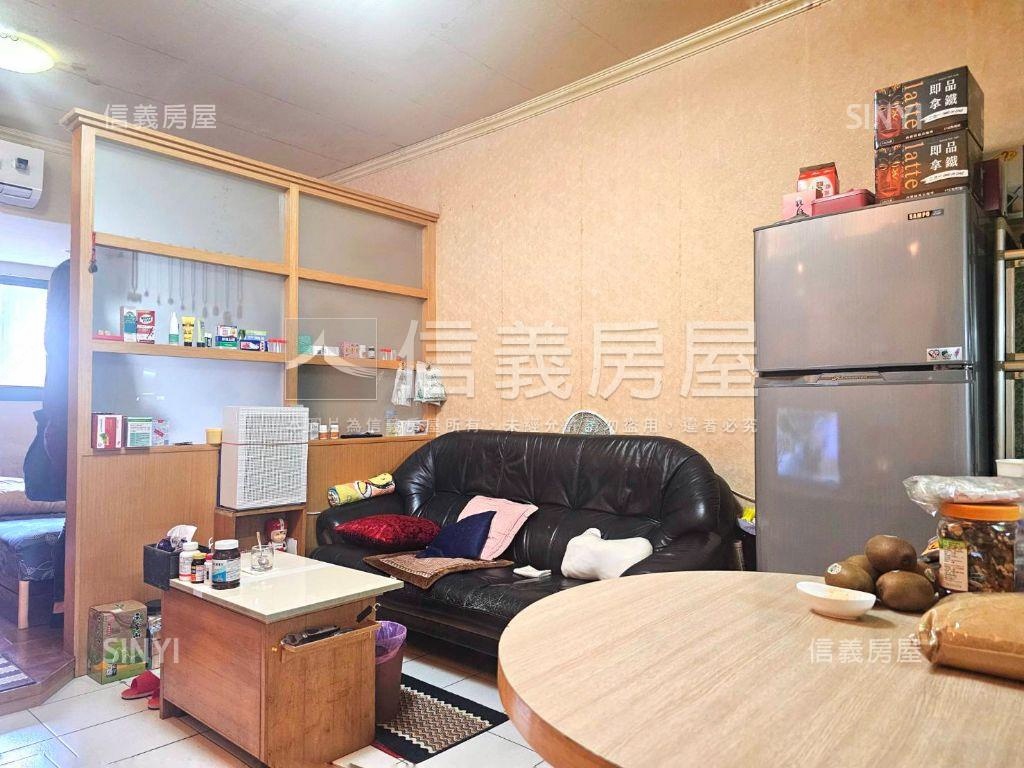 山居生活美麗首購大套房房屋室內格局與周邊環境
