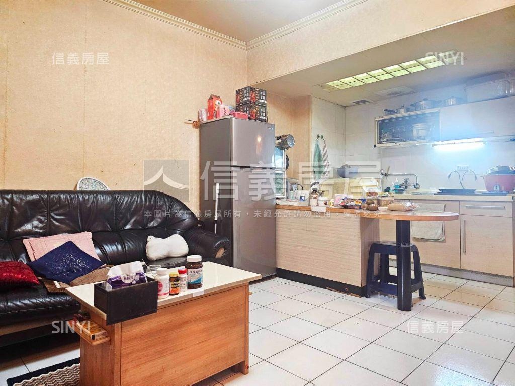 山居生活美麗首購大套房房屋室內格局與周邊環境