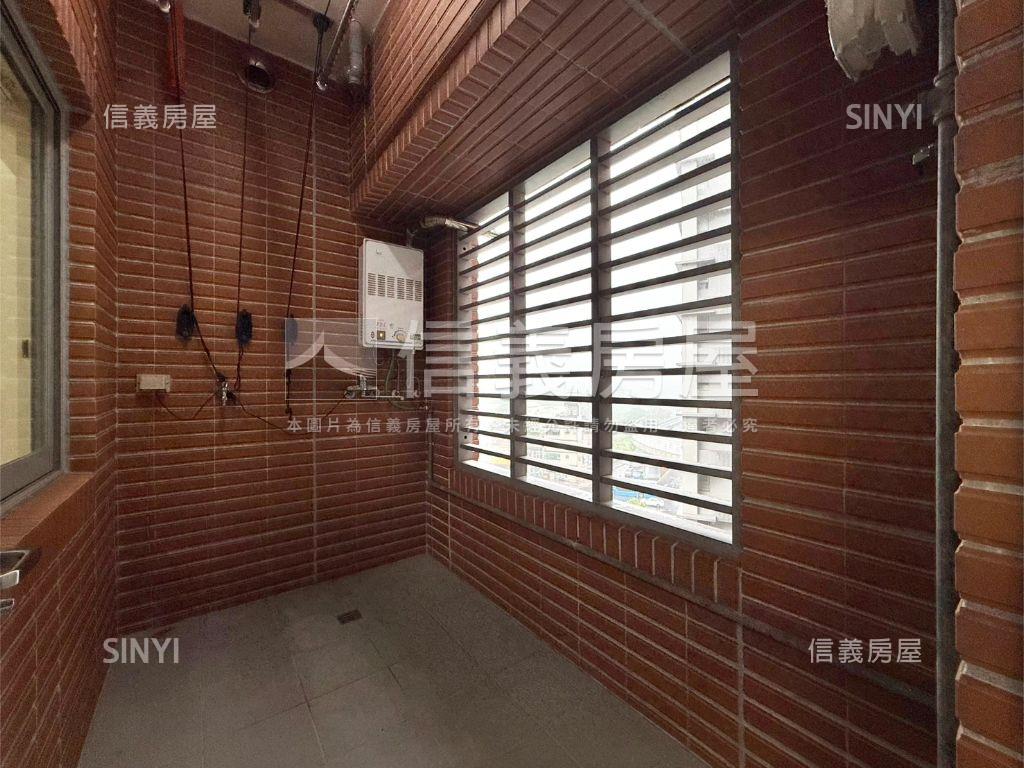 珍藏校園景觀戶房屋室內格局與周邊環境