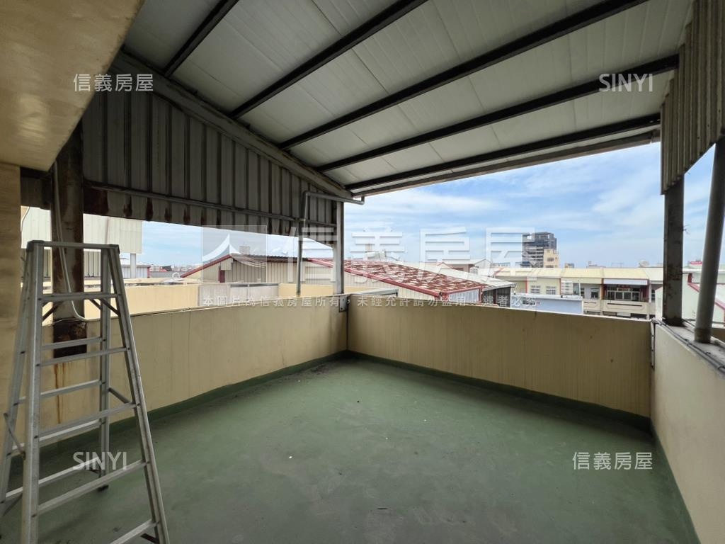 近公所朝東南裝潢透天房屋室內格局與周邊環境