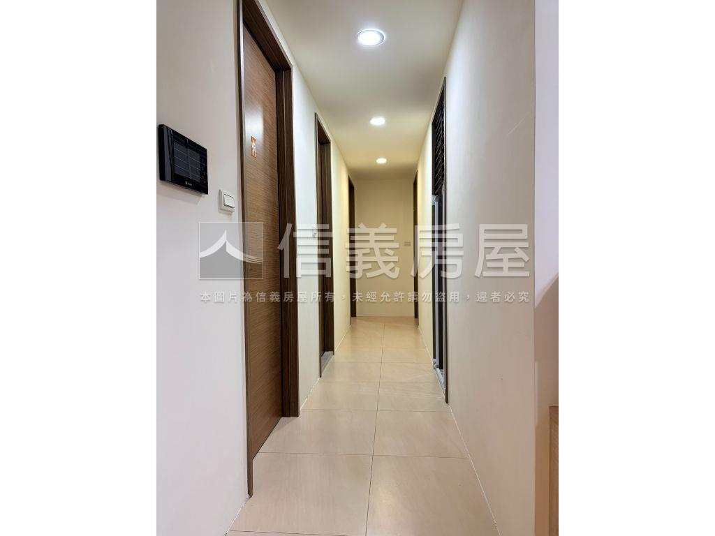 環宇市溫馨三房平車房屋室內格局與周邊環境