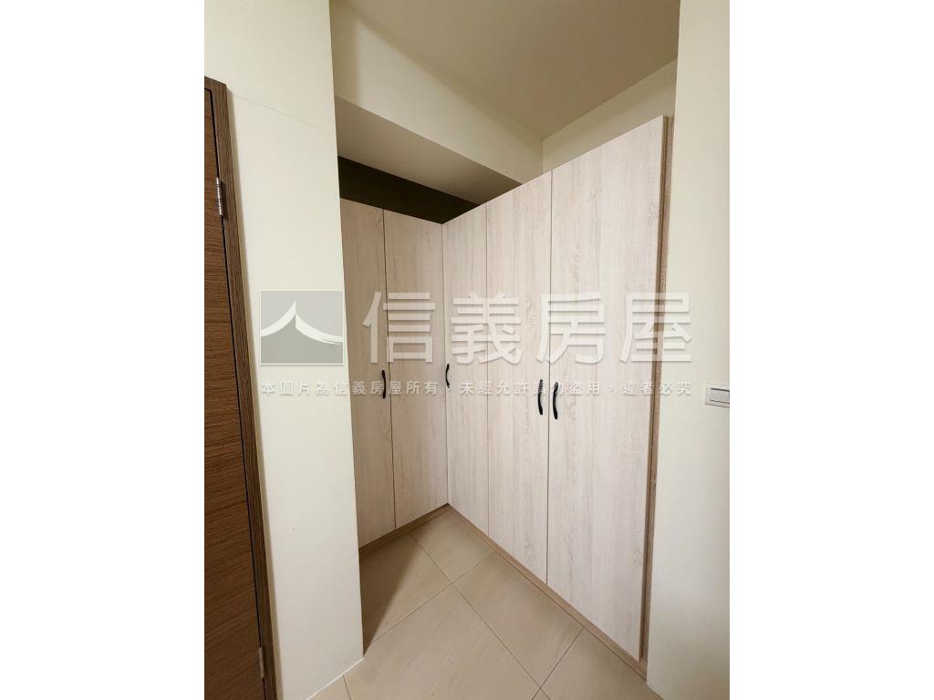 環宇市溫馨三房平車房屋室內格局與周邊環境