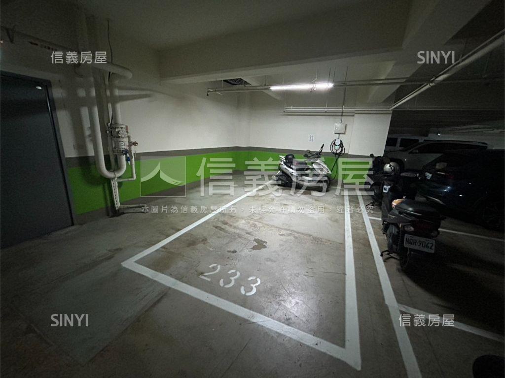 環宇市溫馨三房平車房屋室內格局與周邊環境