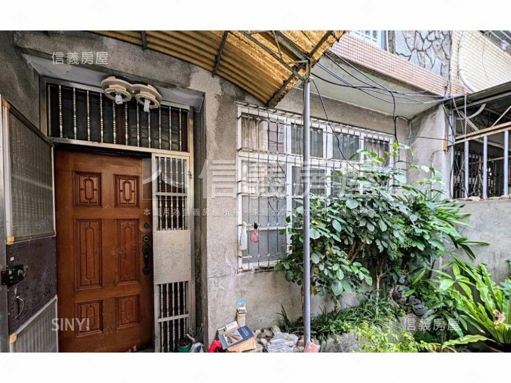臨路邊間前後庭院日式洋房房屋室內格局與周邊環境
