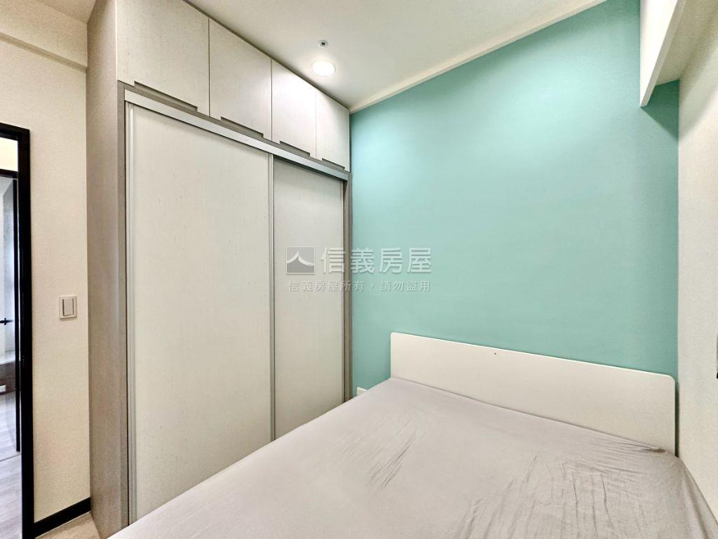 心悅高樓精裝稀有雙平車房屋室內格局與周邊環境