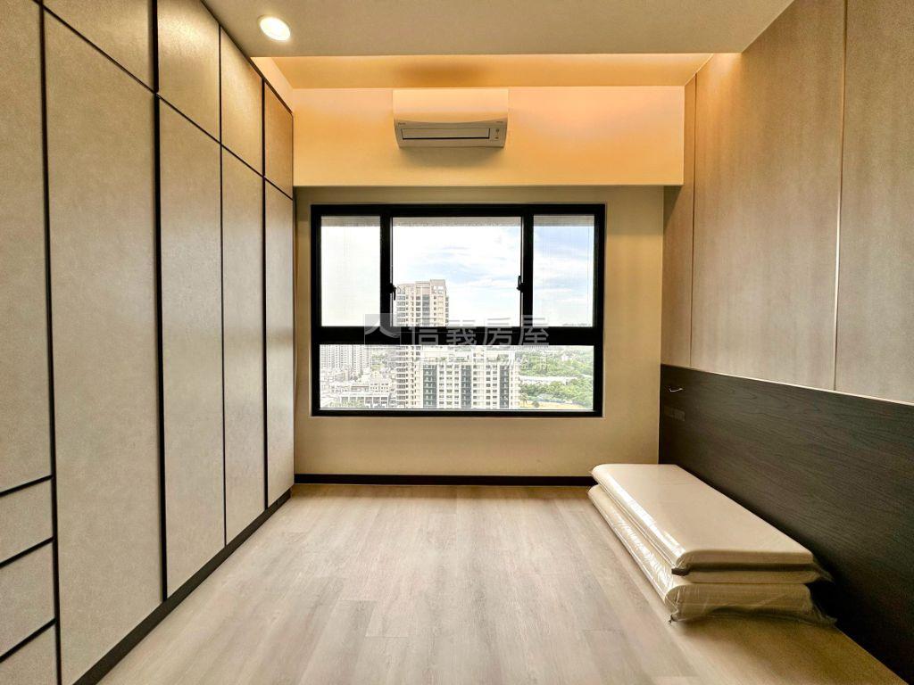 心悅高樓精裝稀有雙平車房屋室內格局與周邊環境