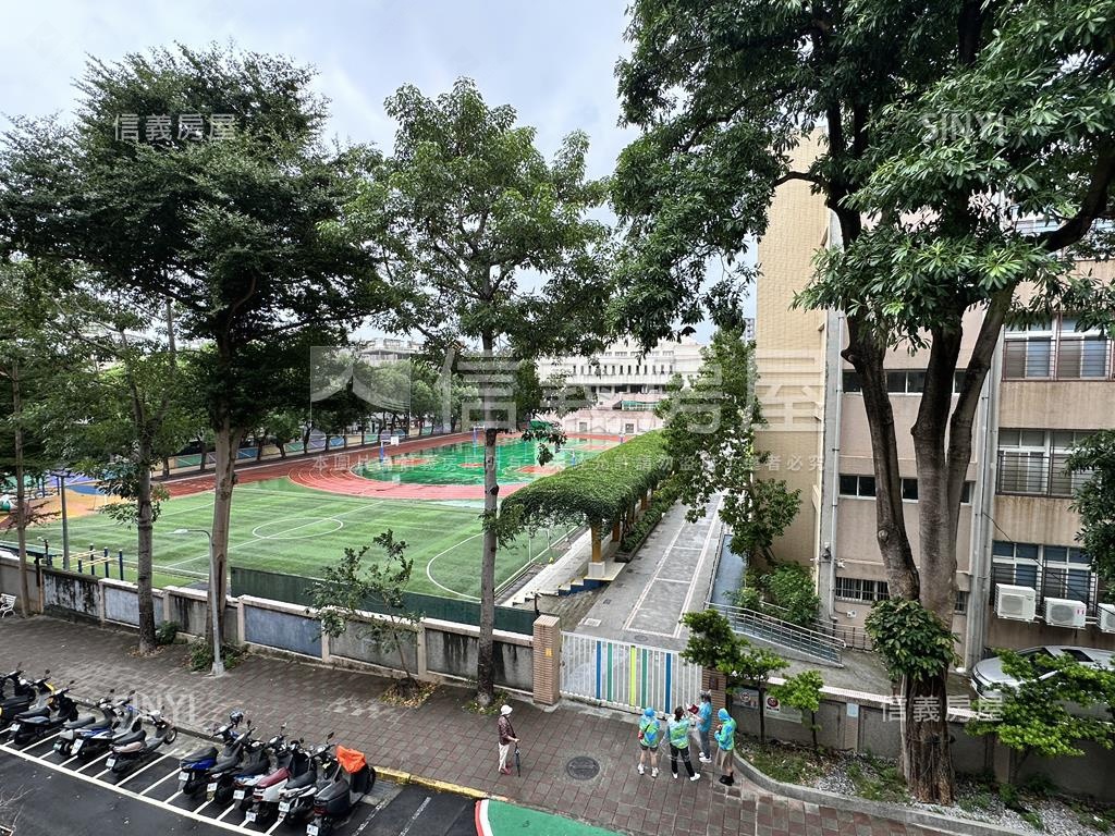 天母國小電梯採光兩房房屋室內格局與周邊環境