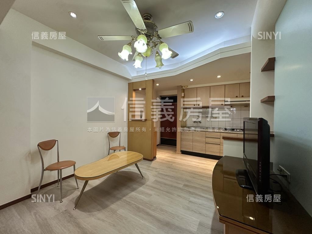 天母國小電梯採光兩房房屋室內格局與周邊環境