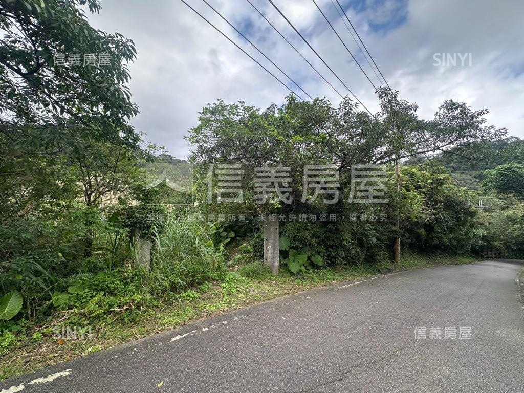 基隆七堵丙種建築用地３０房屋室內格局與周邊環境