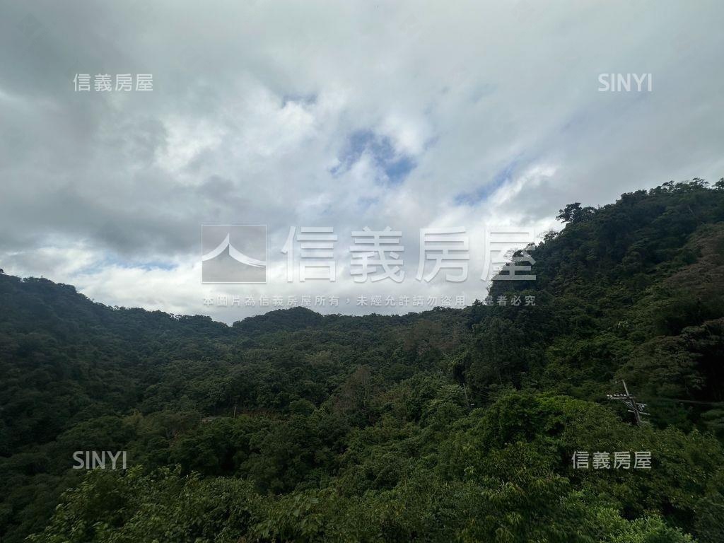 基隆七堵丙種建築用地３０房屋室內格局與周邊環境