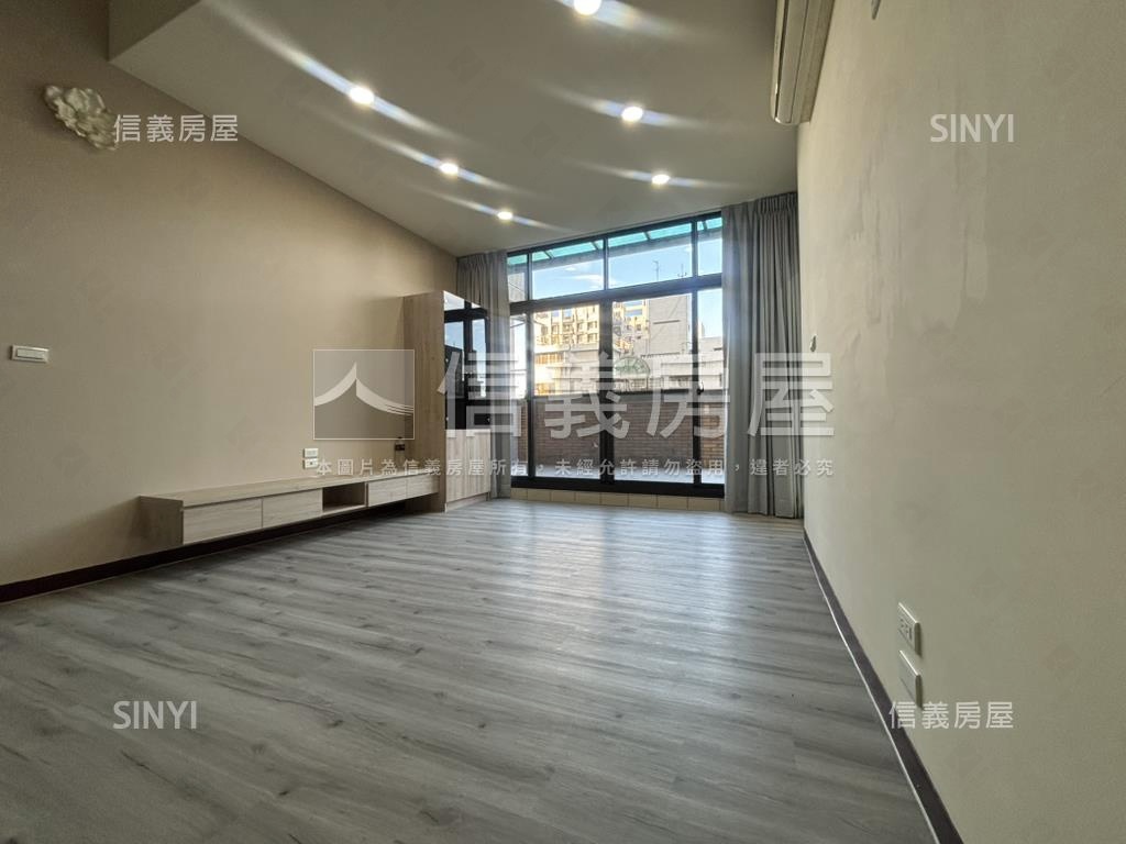 文心捷運三房平車大露台戶房屋室內格局與周邊環境