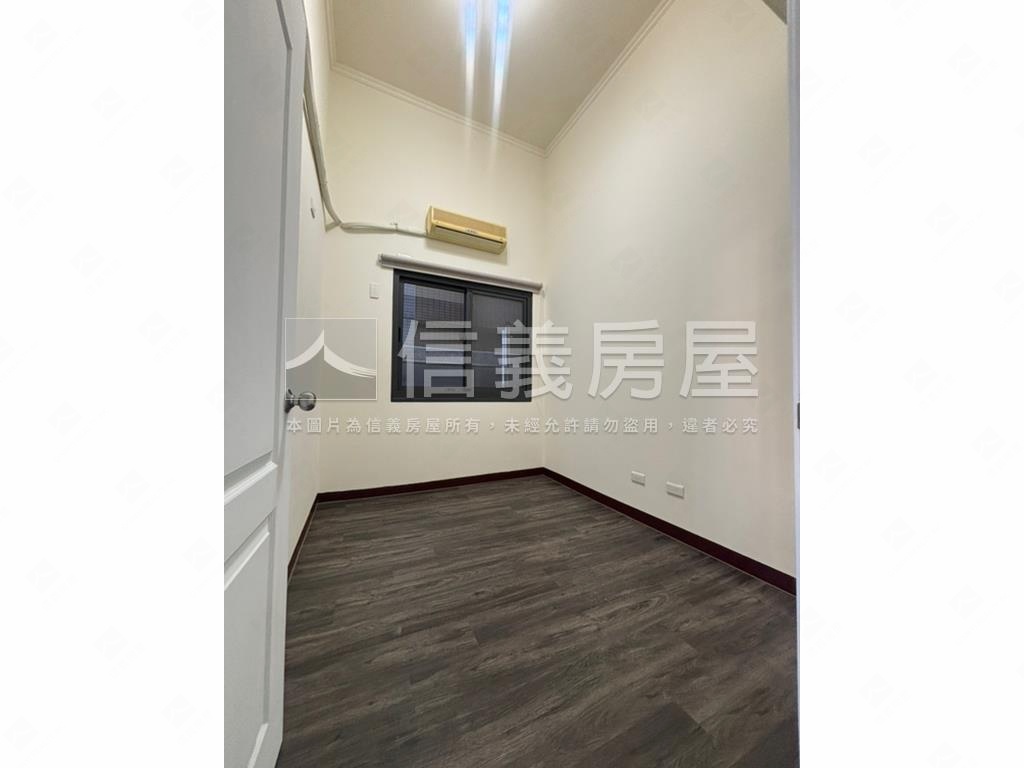 文心捷運三房平車大露台戶房屋室內格局與周邊環境