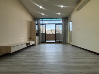 文心捷運三房平車大露台戶