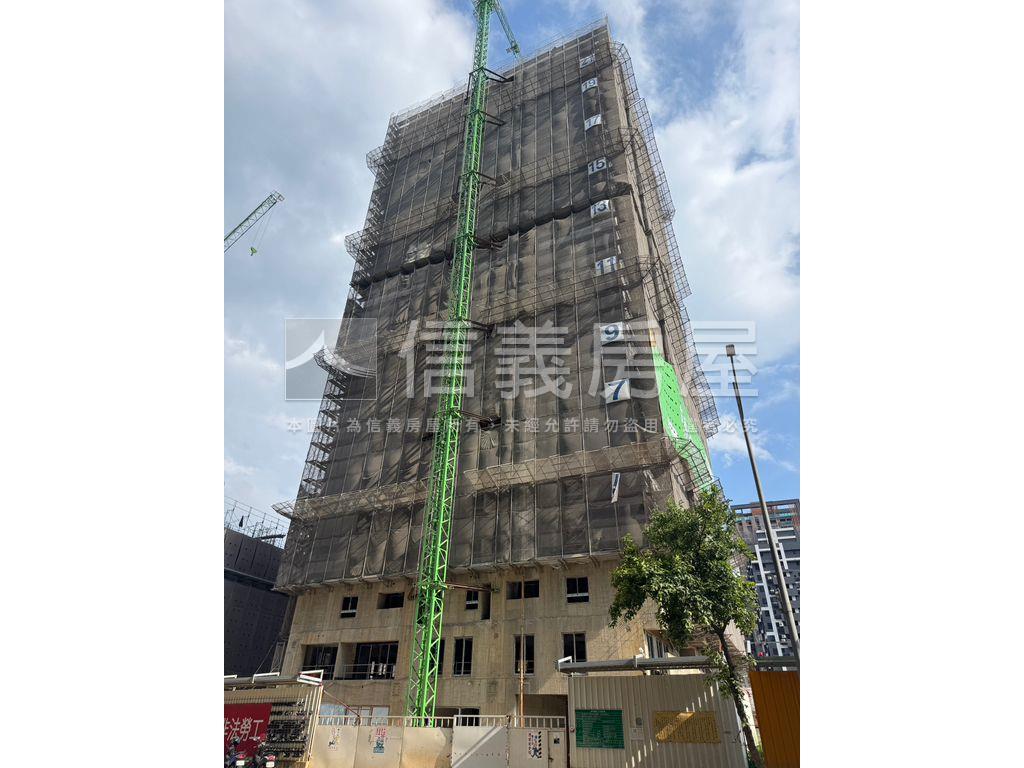 Ａ７大亮波波中高樓層房屋室內格局與周邊環境