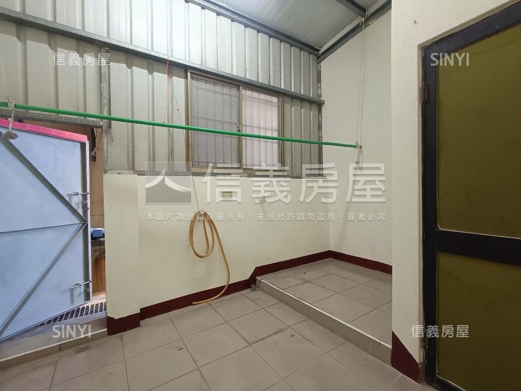 衛武營活巷優質透天房屋室內格局與周邊環境