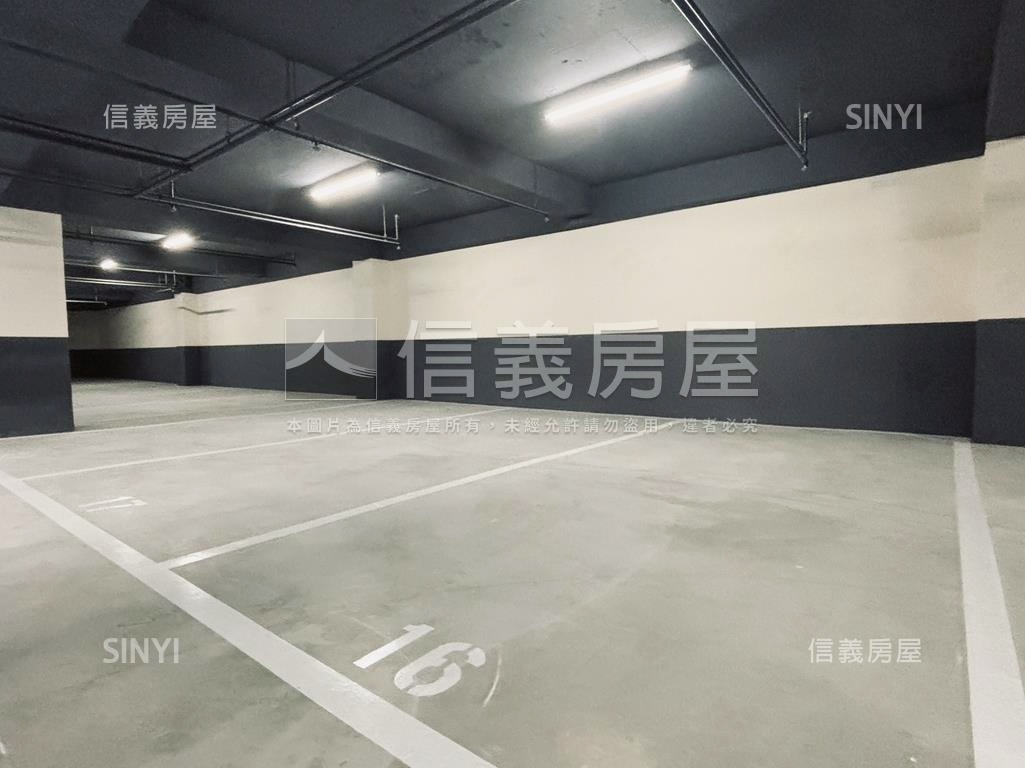 鵬躍序Ｂ１高樓景兩房車位房屋室內格局與周邊環境