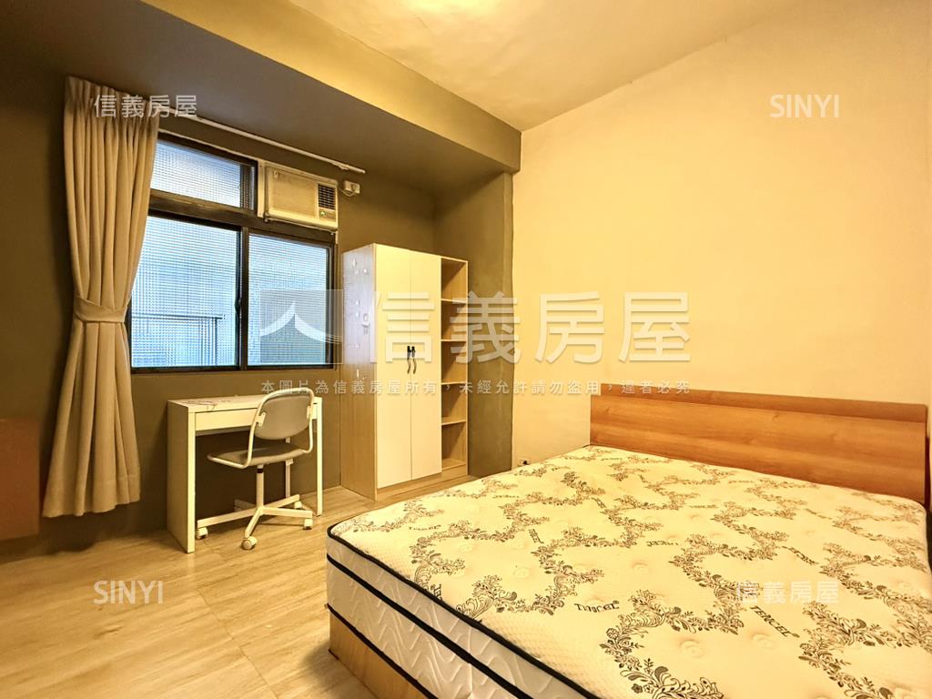 中正路黃金商圈稀有二樓房屋室內格局與周邊環境