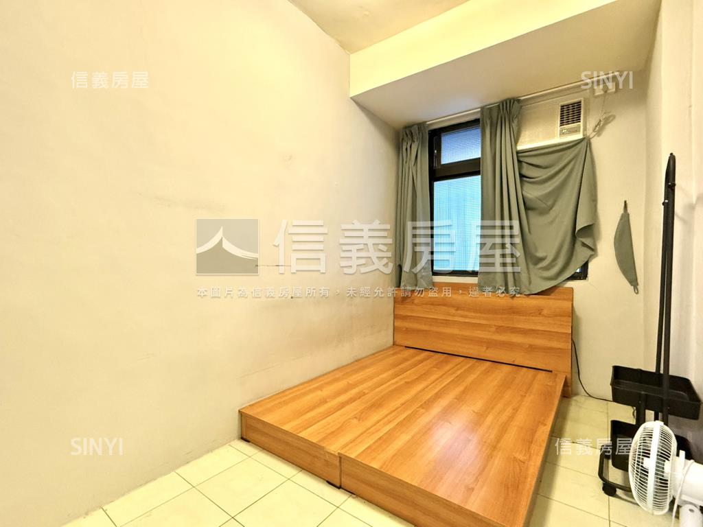 中正路黃金商圈稀有二樓房屋室內格局與周邊環境