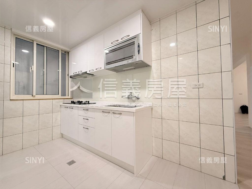 貴族豪門２樓美屋房屋室內格局與周邊環境