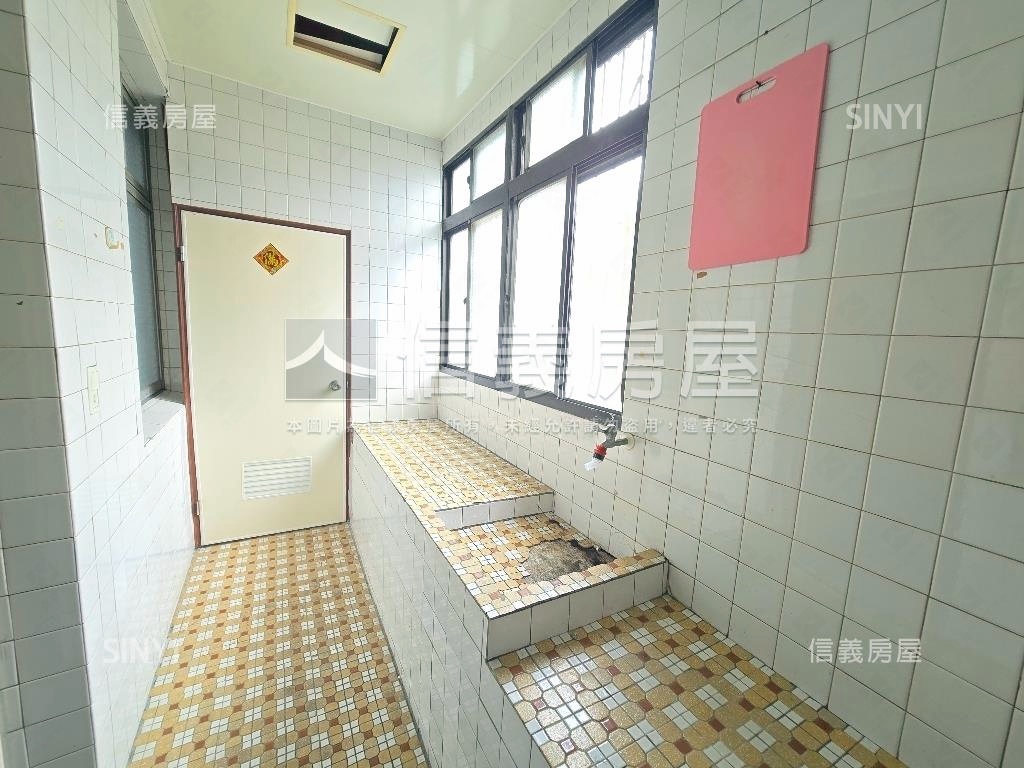 士林低總價大空間房屋室內格局與周邊環境