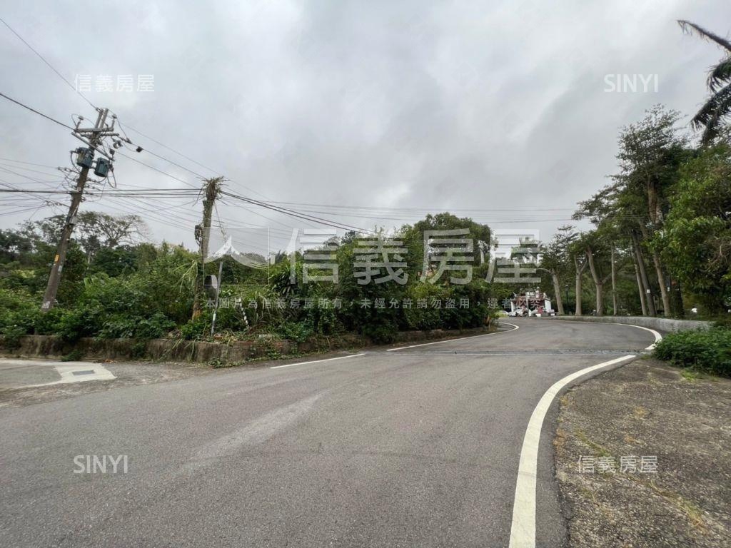 苗栗３面臨路開心農場房屋室內格局與周邊環境