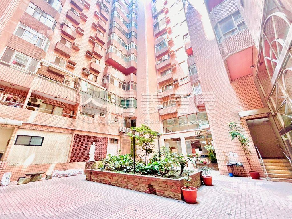 逢甲商圈採光漂亮美兩房房屋室內格局與周邊環境