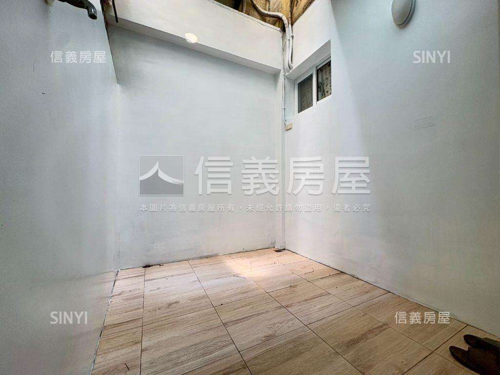 近南紡酷酷２樓寓房屋室內格局與周邊環境