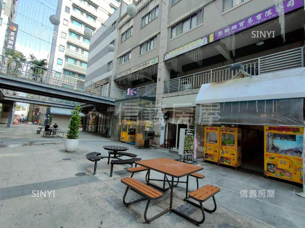 一中商圈精美店套房屋室內格局與周邊環境