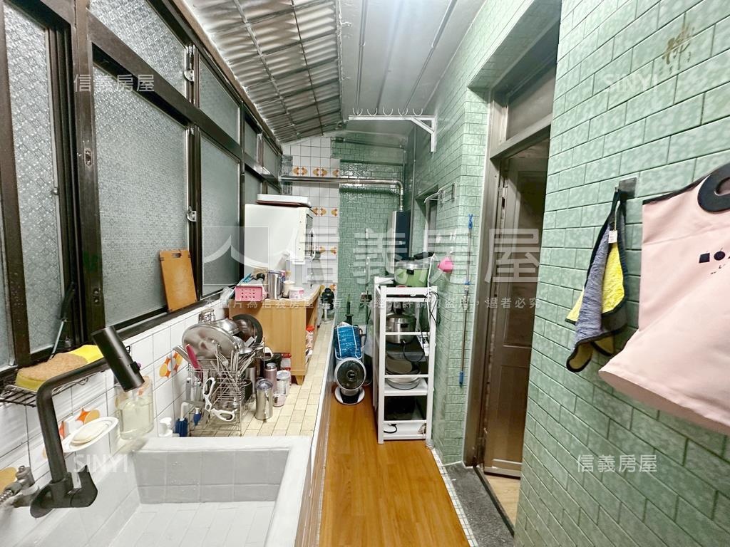 近北市公寓３樓房屋室內格局與周邊環境