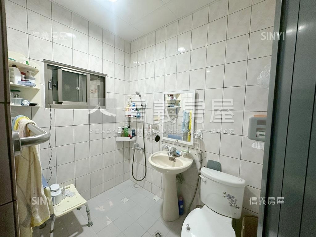 近北市公寓３樓房屋室內格局與周邊環境