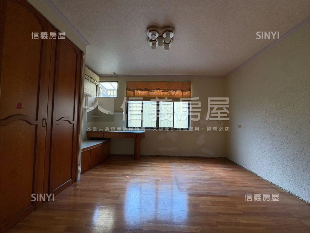 近家樂福透天房屋室內格局與周邊環境