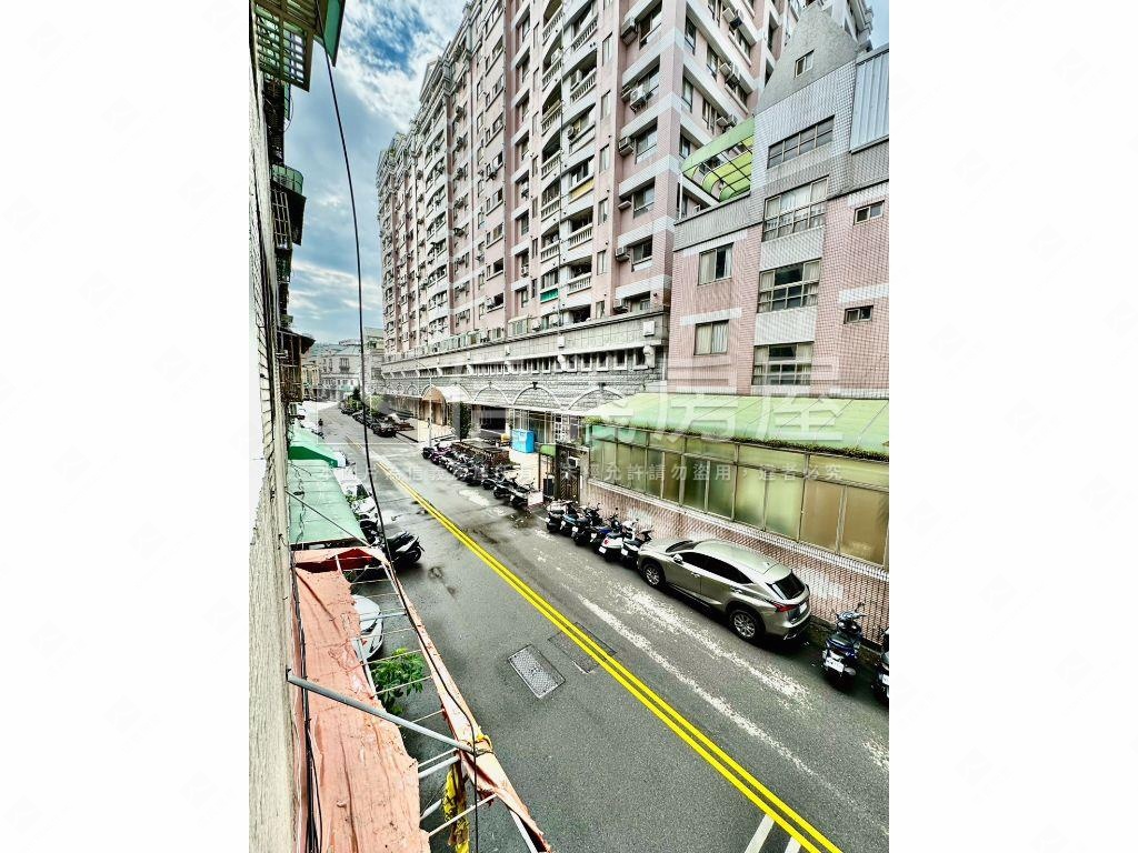 近北區區公所２樓三房二衛房屋室內格局與周邊環境