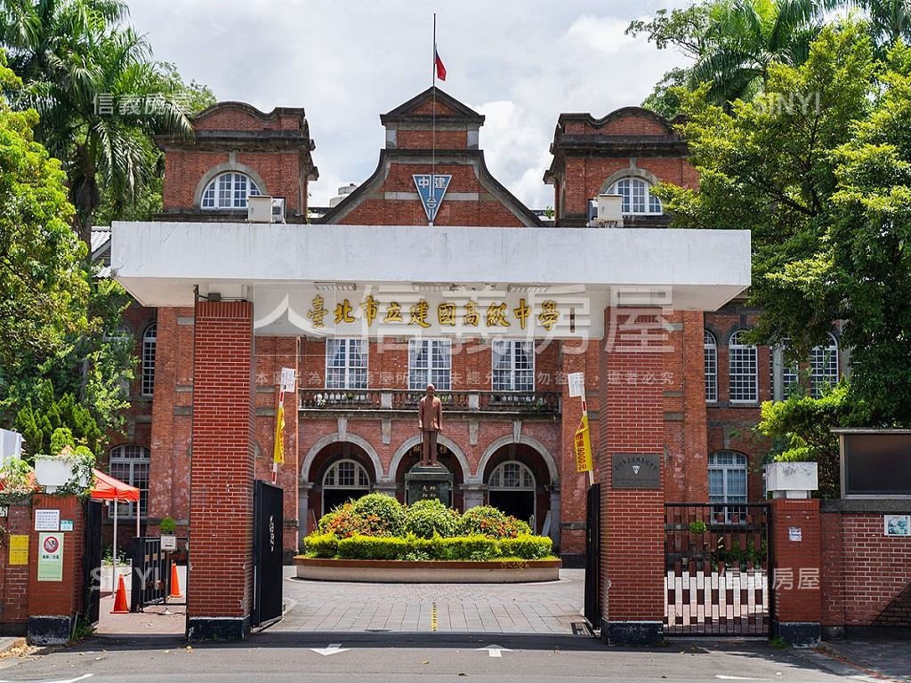 寶舖全健築點悅房屋室內格局與周邊環境