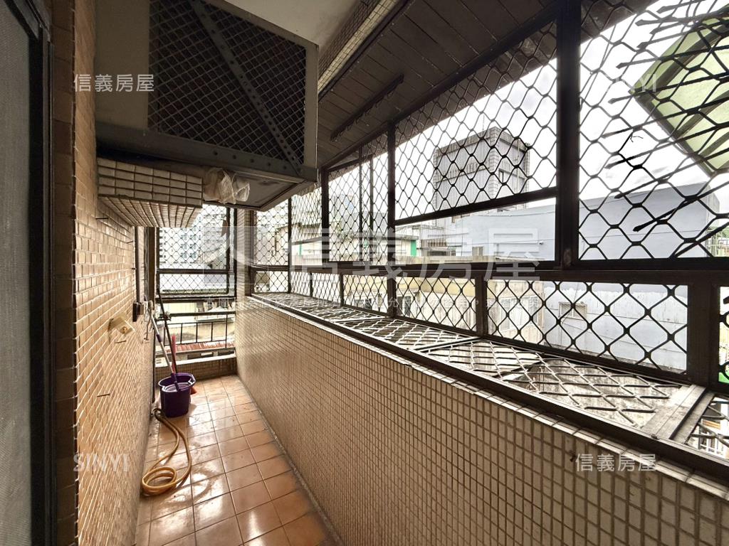 【新接】世貿電梯三房房屋室內格局與周邊環境