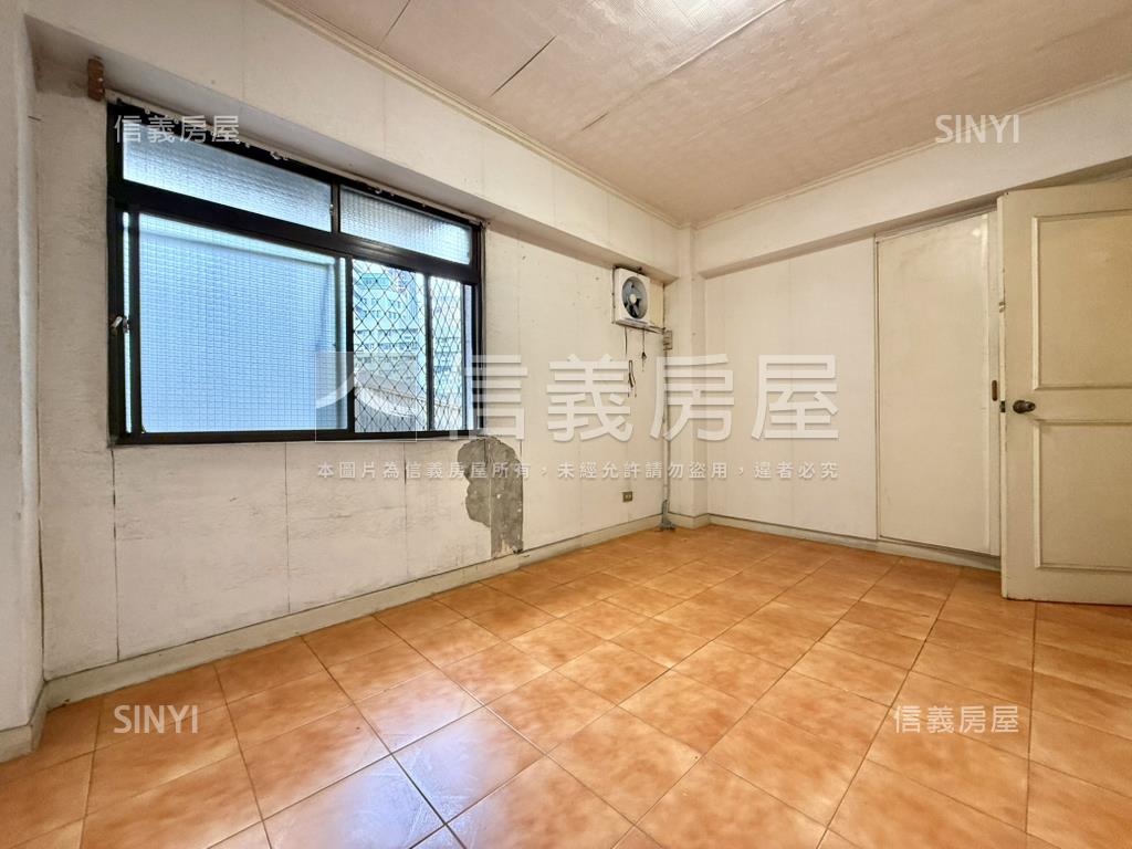 【新接】世貿電梯三房房屋室內格局與周邊環境