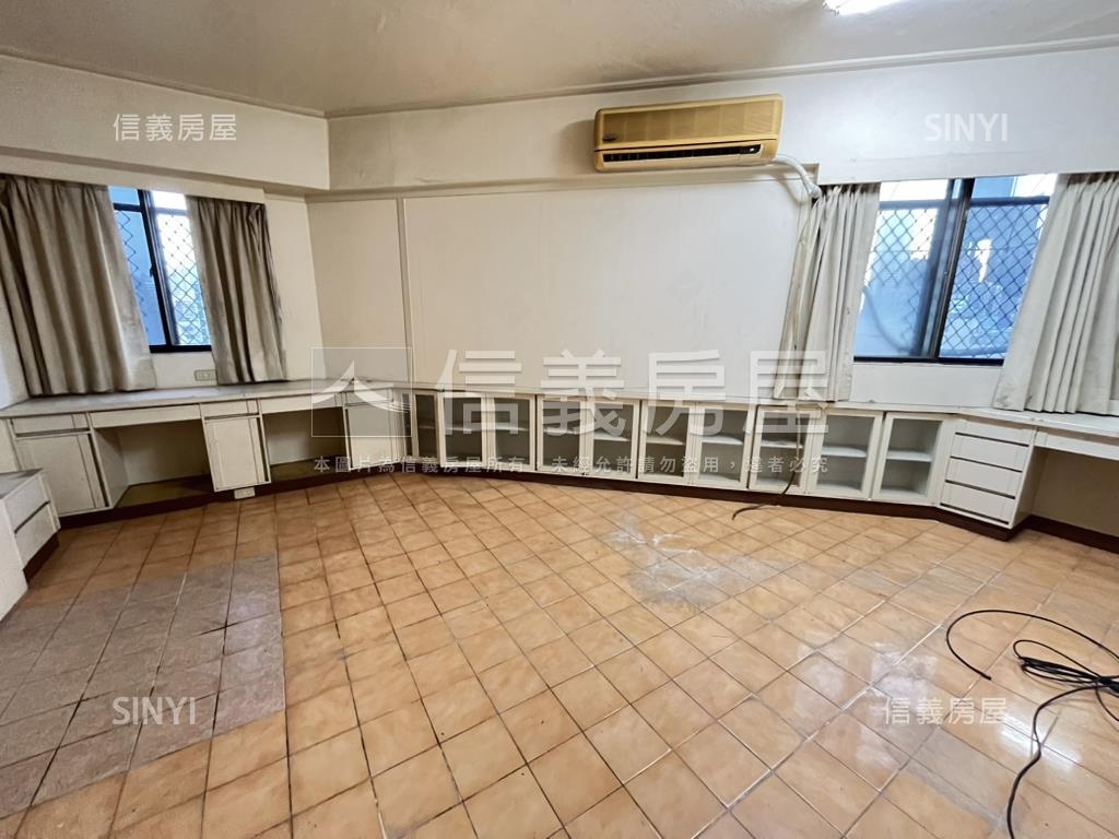 友利園稀有釋出低總價兩房房屋室內格局與周邊環境