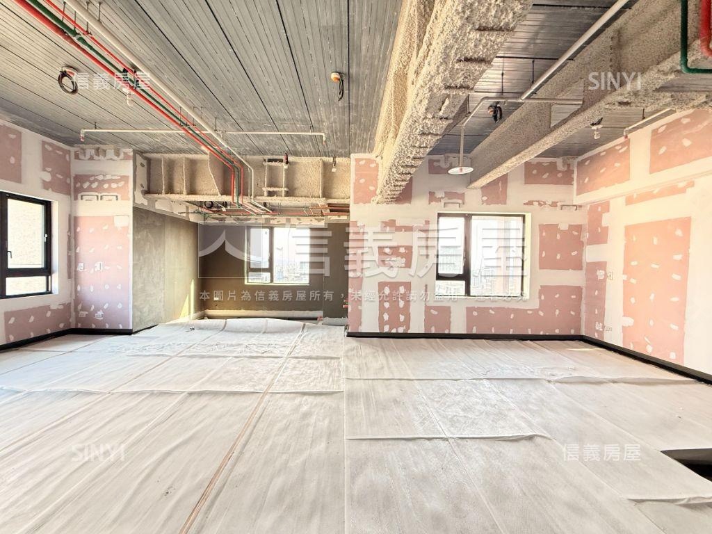 遠雄九五豪華氣派２３樓房屋室內格局與周邊環境