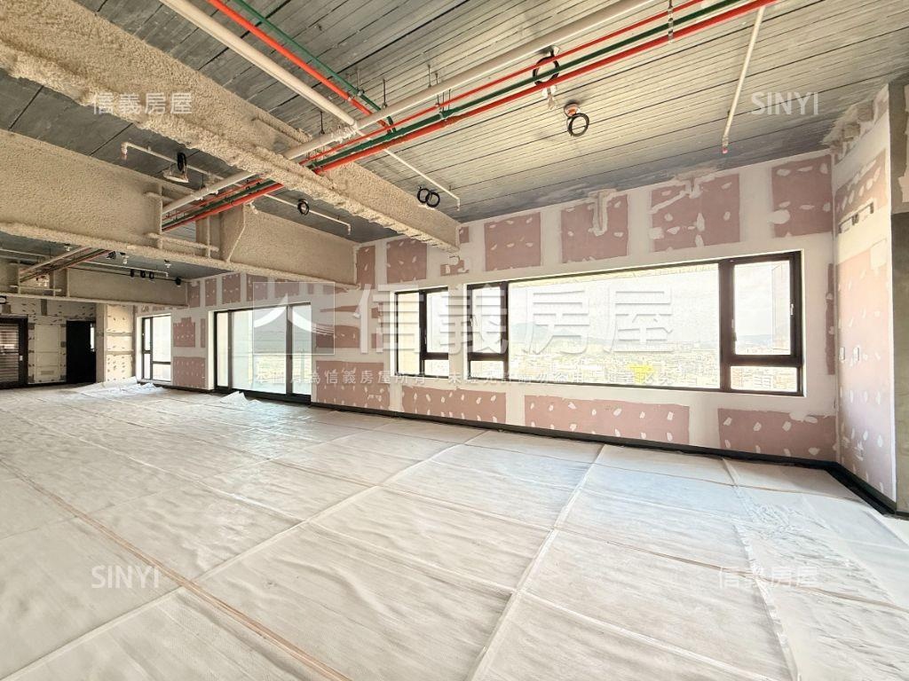 遠雄九五豪華氣派２３樓房屋室內格局與周邊環境